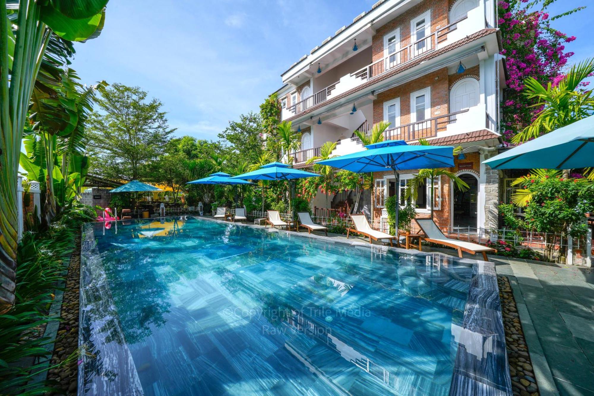 Blooms Boutique Village Хойан Экстерьер фото